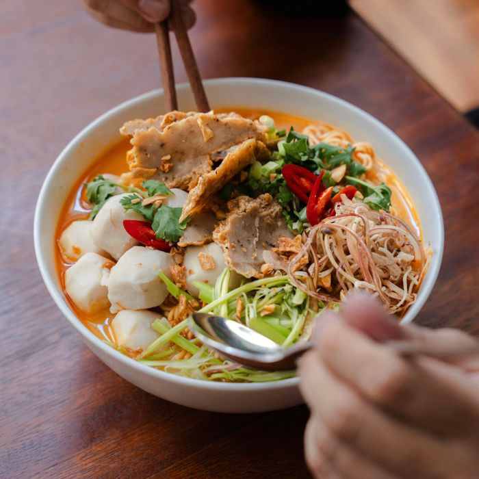 Không gian sang trọng tại Sori Cafe & More