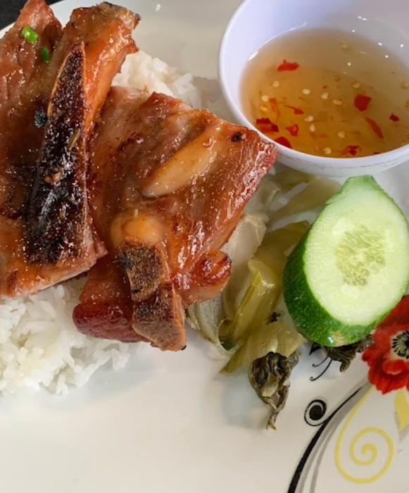 Quán Cơm Tấm 68 - Nơi bạn có thể thưởng thức món cơm tấm đặc biệt, giữa không gian thoải mái tại Thủ Dầu Một