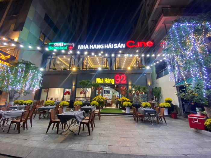 Không gian sang trọng và món ngon đặc trưng tại C.ine Restaurant