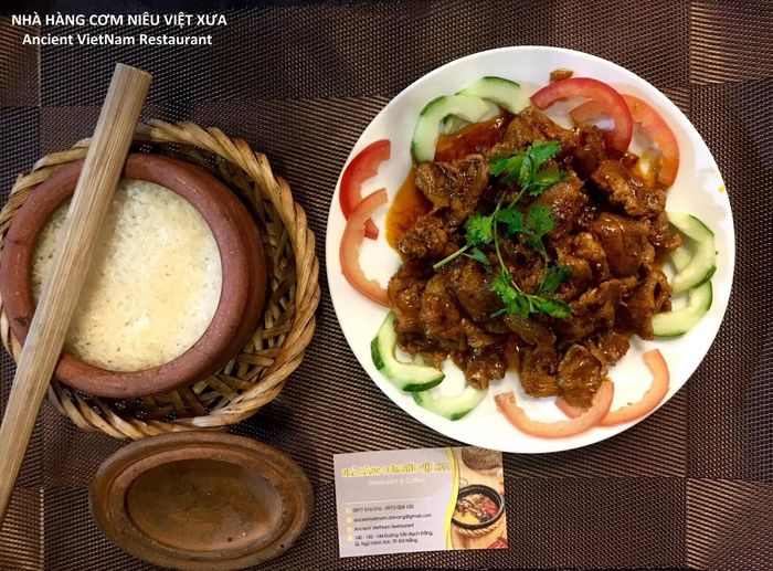 Món ăn tại nhà hàng - ảnh 2