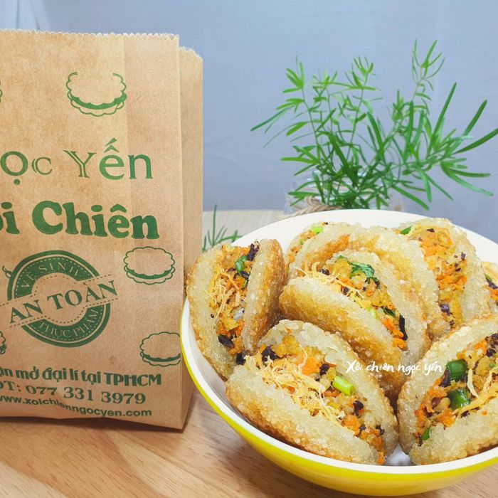 Hình ảnh bắt mắt xôi chiên Ngọc Yến đầy ắp nhân thơm ngon