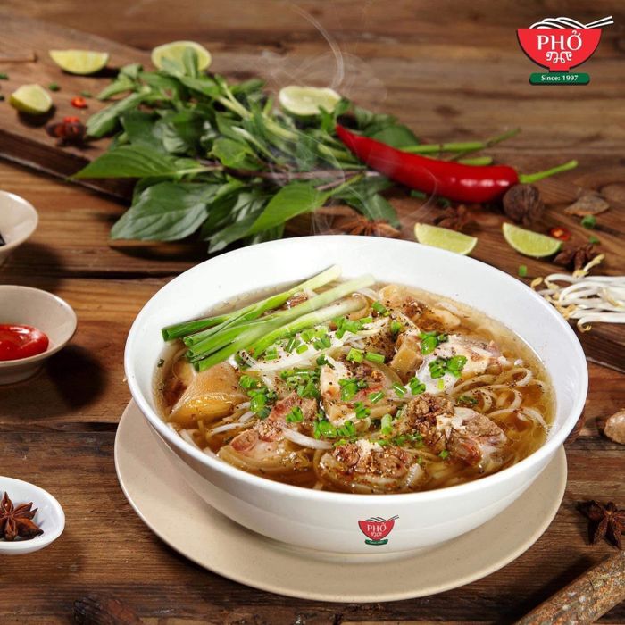 Hình ảnh Phở Huỳnh Trâm - Tô phở thượng hạng đầy màu sắc