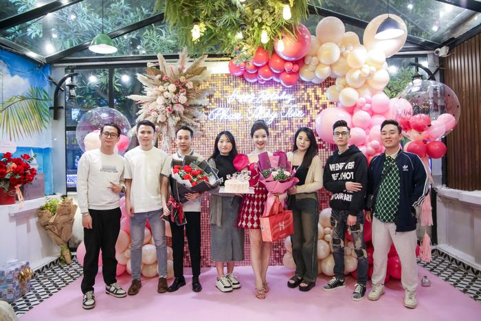 Không gian ấm cúng tại Lẩu Đức Trọc
