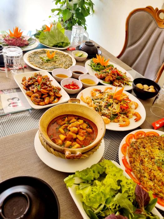 Huyền Hương Cơm Bắc Cơm Niêu - Ảnh 1