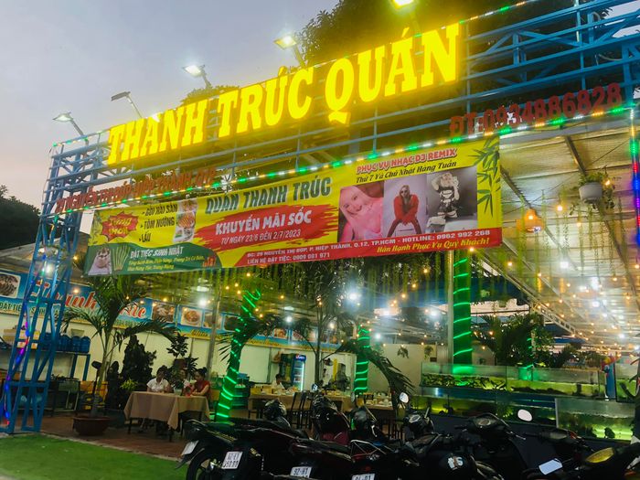 Thanh Trúc Quán - Không Gian Đẹp, Hải Sản Tươi Ngon