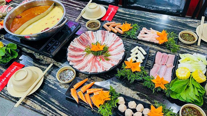 Những món lẩu hấp dẫn tại Lẩu Đức Trọc