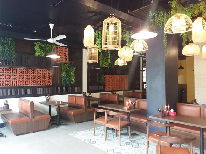 Hình ảnh tô bún bò Huế thơm ngon tại Đậu Đậu