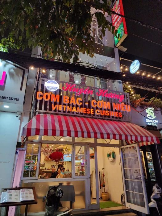 Huyền Hương Cơm Bắc Cơm Niêu - Ảnh 2