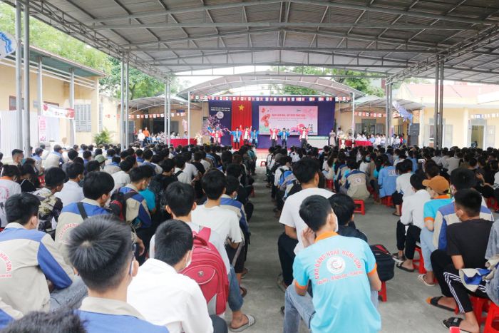 Hình ảnh về Trường Cao đẳng Nghề Nghi Sơn 2
