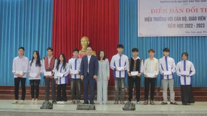 Hình ảnh về Trường Dự Bị Đại Học Dân Tộc Sầm Sơn 1