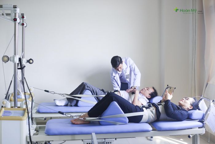 Hệ thống máy móc trị liệu tân tiến tại Olympia (2)