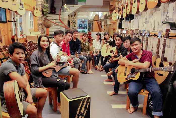 Hình ảnh Trung tâm Gió Guitar