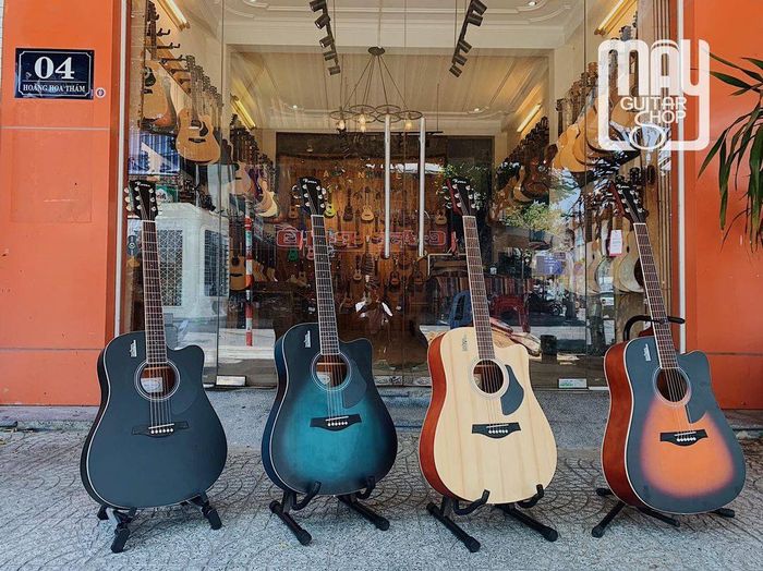 Hình ảnh lớp học đầy cảm hứng tại Mây Guitar