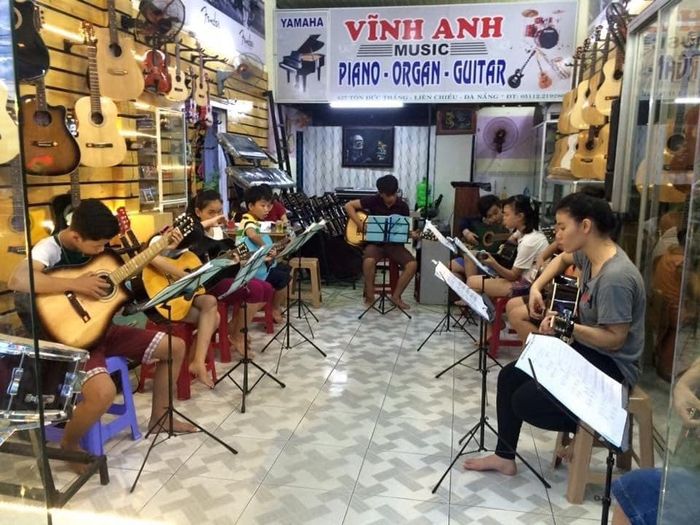 Hình ảnh lớp học đầy cảm hứng tại Vĩnh Anh