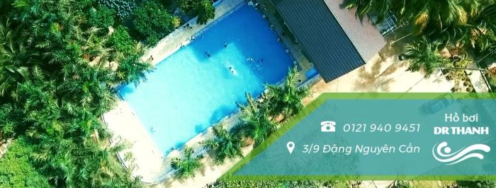 Không gian xanh mát tại Hồ Bơi Dr Thanh