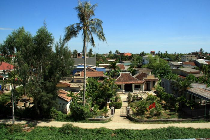 Hình ảnh minh họa số 1: Thôn Vĩ Dạ trong sương sớm