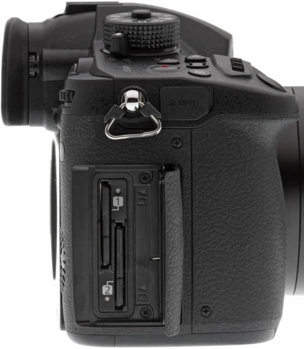 Máy ảnh Panasonic Lumix GH5