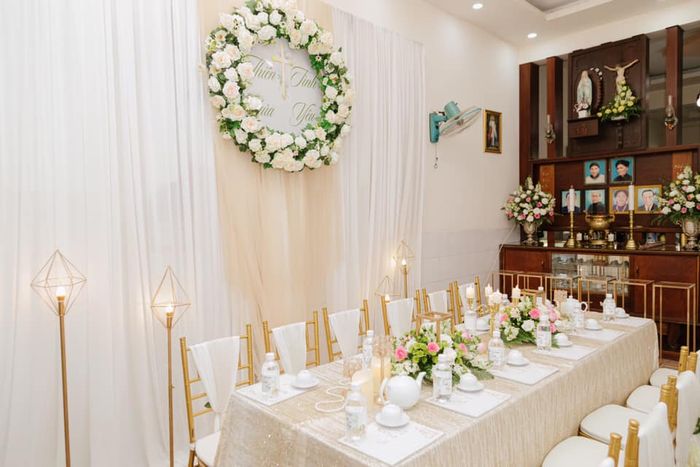 Không gian tiệc cưới mộng mơ từ MonRose Wedding & Event