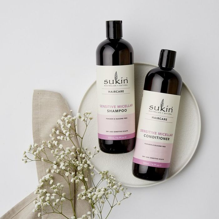 Hình ảnh thực tế: Sukin Sensitive Micellar Shampoo - Dầu gội hữu cơ cho da đầu nhạy cảm