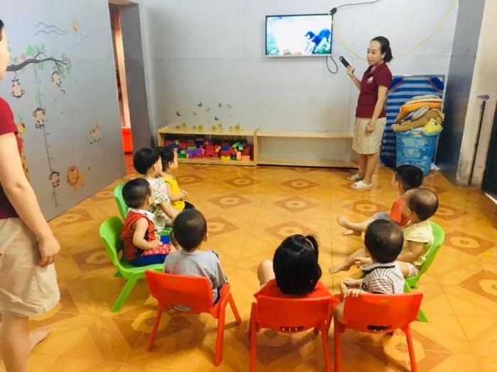Khu vui chơi ngoài trời tại Mầm non Hoa Hướng Dương