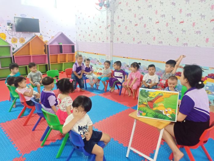 Hoạt động học tập sáng tạo tại Nhóm trẻ Cà Tím