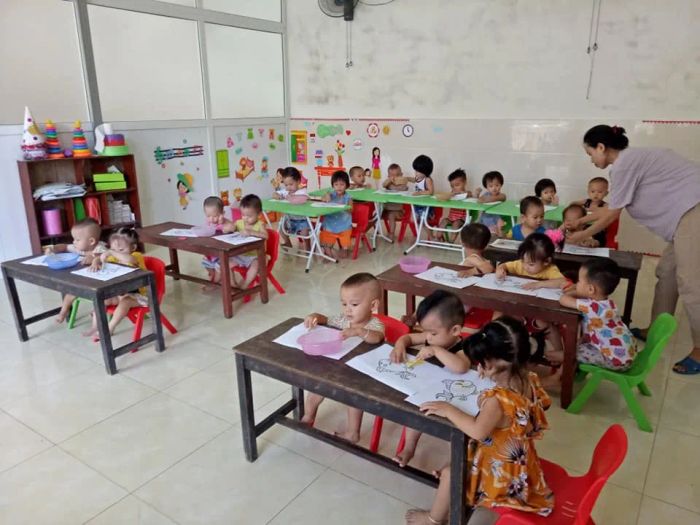 Khoảnh khắc vui chơi đáng yêu tại Nhóm Trẻ Tuổi Thơ