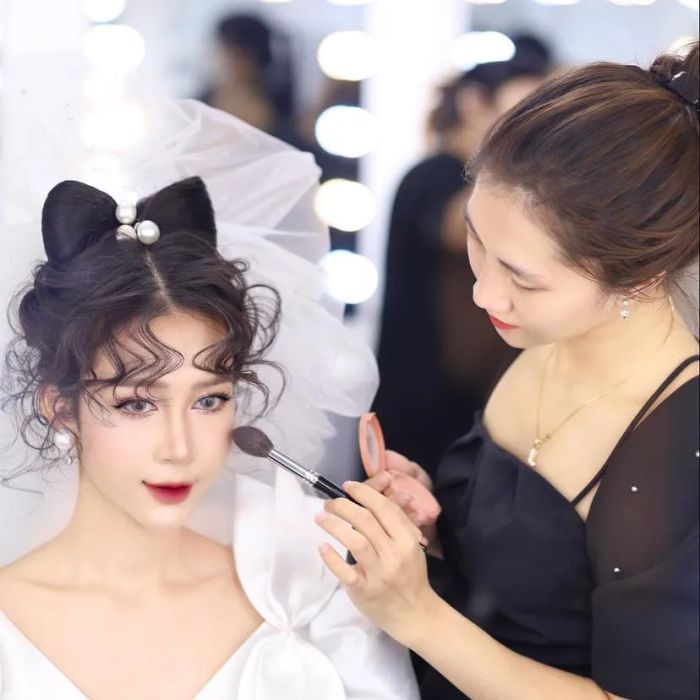 Hình ảnh thực tế lớp học tại Phượng Ớt Makeup - Áo Dài Ruby