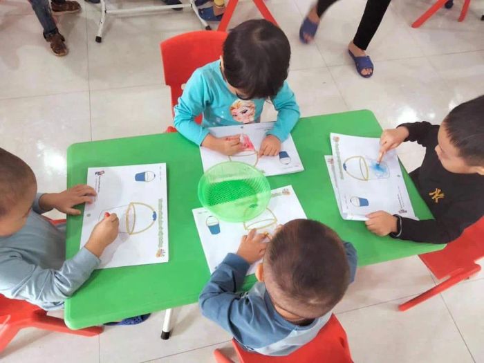 Góc vui chơi sáng tạo của các bé tại Nhóm Trẻ Hương Cau