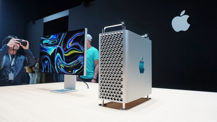 Apple Pro Display XDR 2