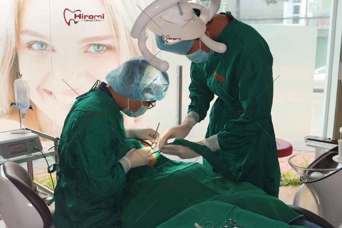 Phòng điều trị tiêu chuẩn quốc tế tại Nha khoa Hiromi