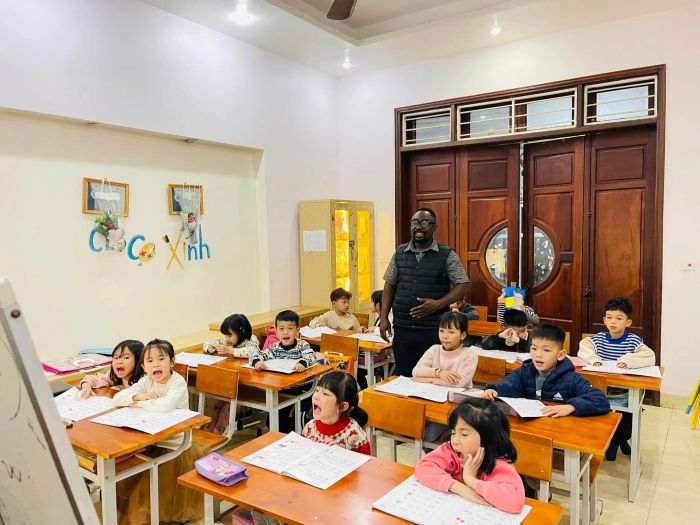 Hình ảnh Tiếng Anh Ekivi - Lớp học vui nhộn cùng giáo viên bản ngữ