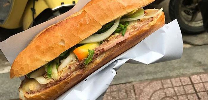 Bánh mì kẹp - Sự kết hợp hài hòa của hương vị