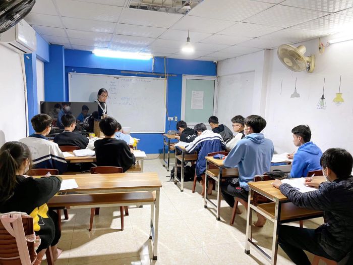 Hình ảnh Trung Tâm Anh Ngữ Shining