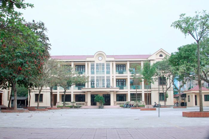 Hình ảnh toàn cảnh Trường THCS Nam Cao - Ngôi trường chuẩn quốc gia với kiến trúc khang trang