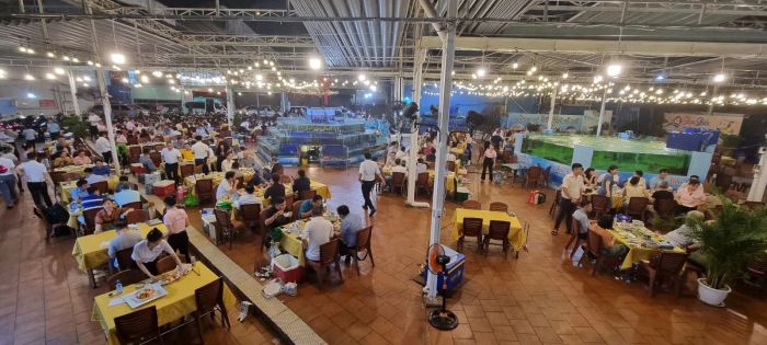 Rạn Biển - Khung cảnh sang trọng giữa lòng Sài Gòn