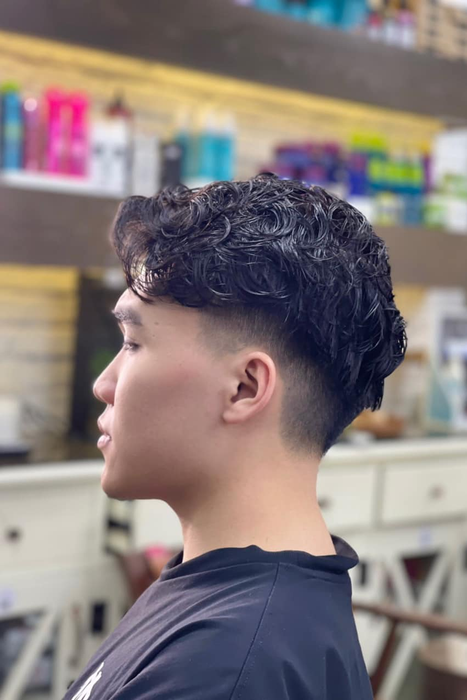 Ảnh 2 - Mạnh Hair Hairdressing: Góc nhìn chân thực về không gian sáng tạo và những tác phẩm tóc đầy cảm hứng