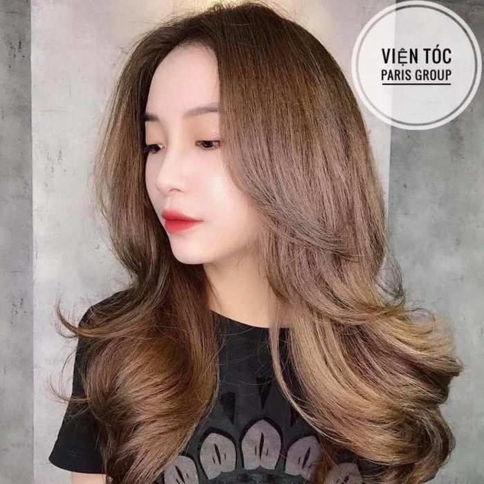 Hình ảnh không gian sang trọng tại Viện Tóc Paris - 55 Lê Lợi