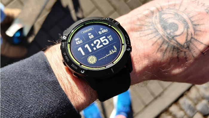 Đồng hồ thông minh Garmin Enduro tập luyện thể thao