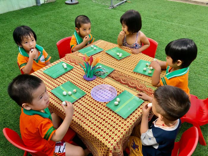 Hoạt động vui chơi ngoài trời tại Hoa Sen
