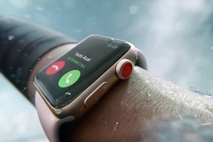 Đồng hồ thông minh Apple Watch Series 8 45mm 4G viền thép dây thép