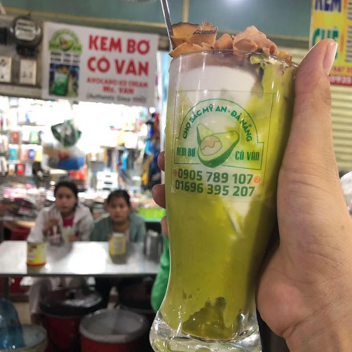 Kem bơ thơm ngon tại Cô Vân