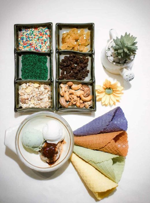 Những viên kem dừa thơm ngon tại Cafe Ice - Cream Mum
