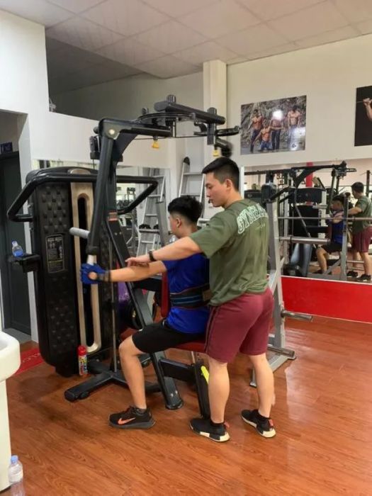 Không gian tập luyện hiện đại tại Gym Trần Sang - Ảnh 1