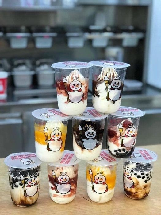 Không gian trẻ trung tại cửa hàng Mixue