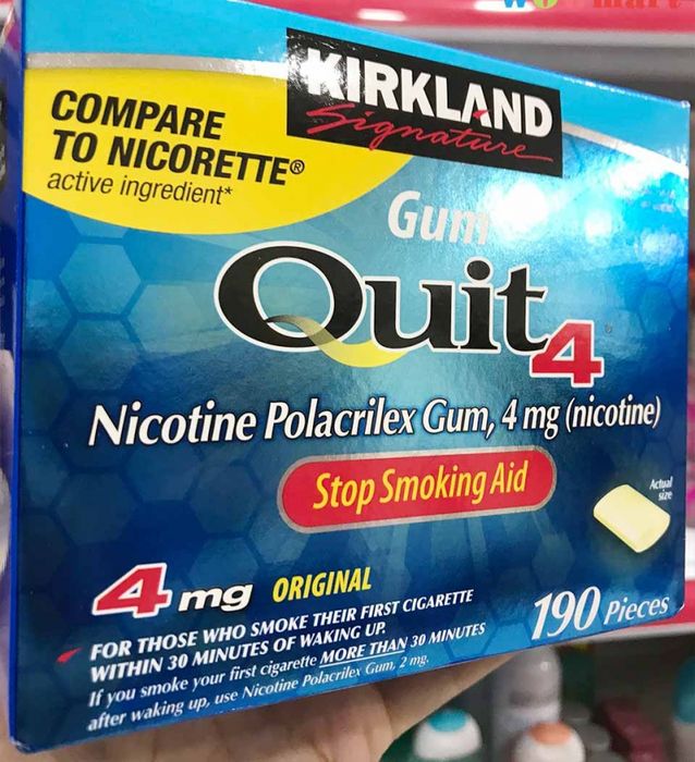 Hình ảnh minh họa kẹo cai thuốc Kirkland Signature Quit 2 Gum vị bạc hà