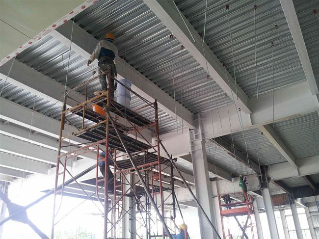 Hình ảnh thi công thực tế sơn chống cháy của Gia Lộc Phát