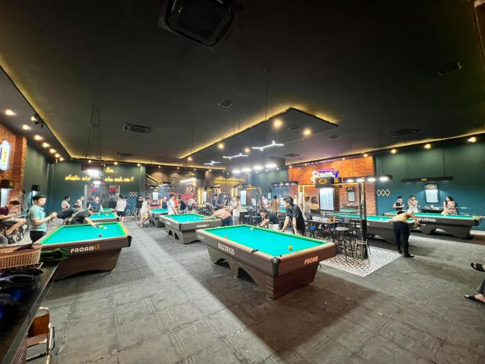 Hệ thống bàn bida cao cấp tại JOKER CLUB