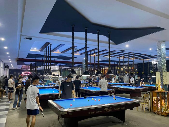Không gian sang trọng tại Sapphire Billiard Club
