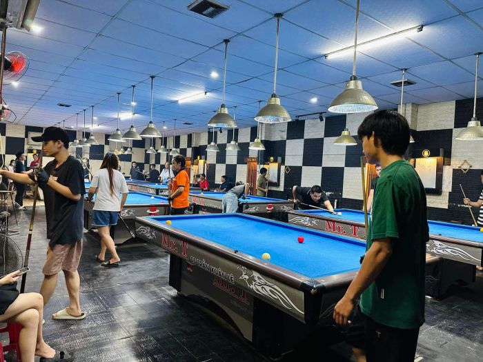 Không gian chơi bida chuyên nghiệp tại MR.T Billiards