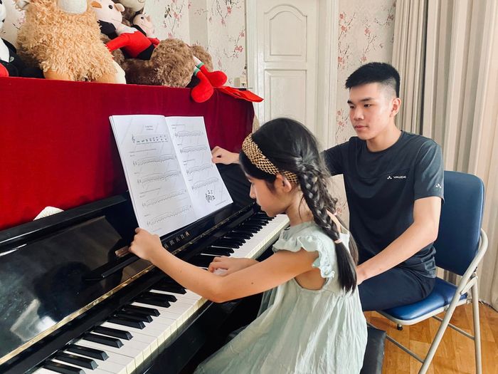 Hình ảnh lớp học đàn piano tại Musicland Hà Nội